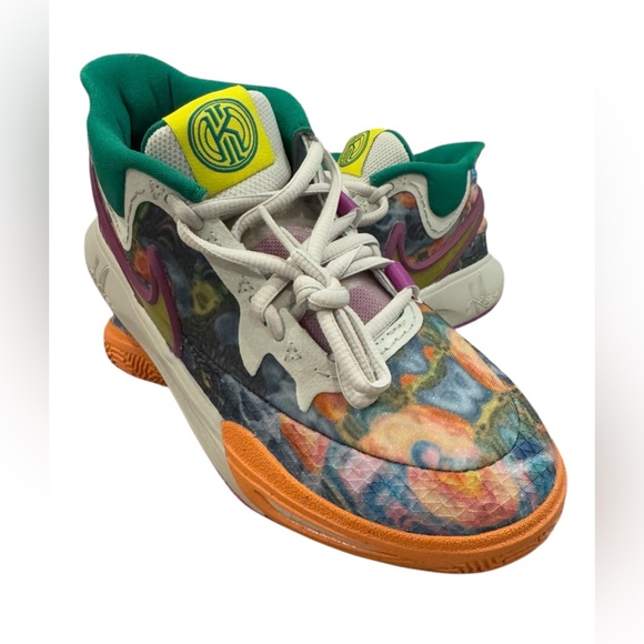Nike Kyrie 8 GO GS 'Circle of Life' DQ8076-011 - Picture 6 of 8